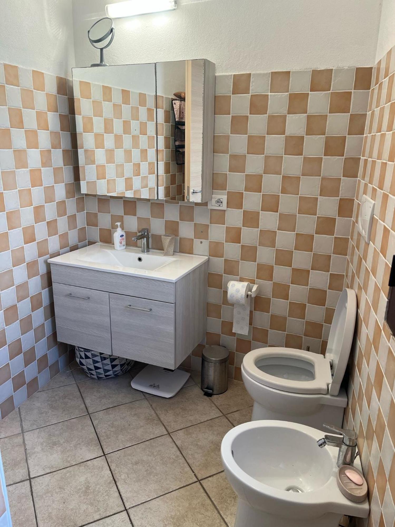 Sarde Apartment Палау Екстериор снимка